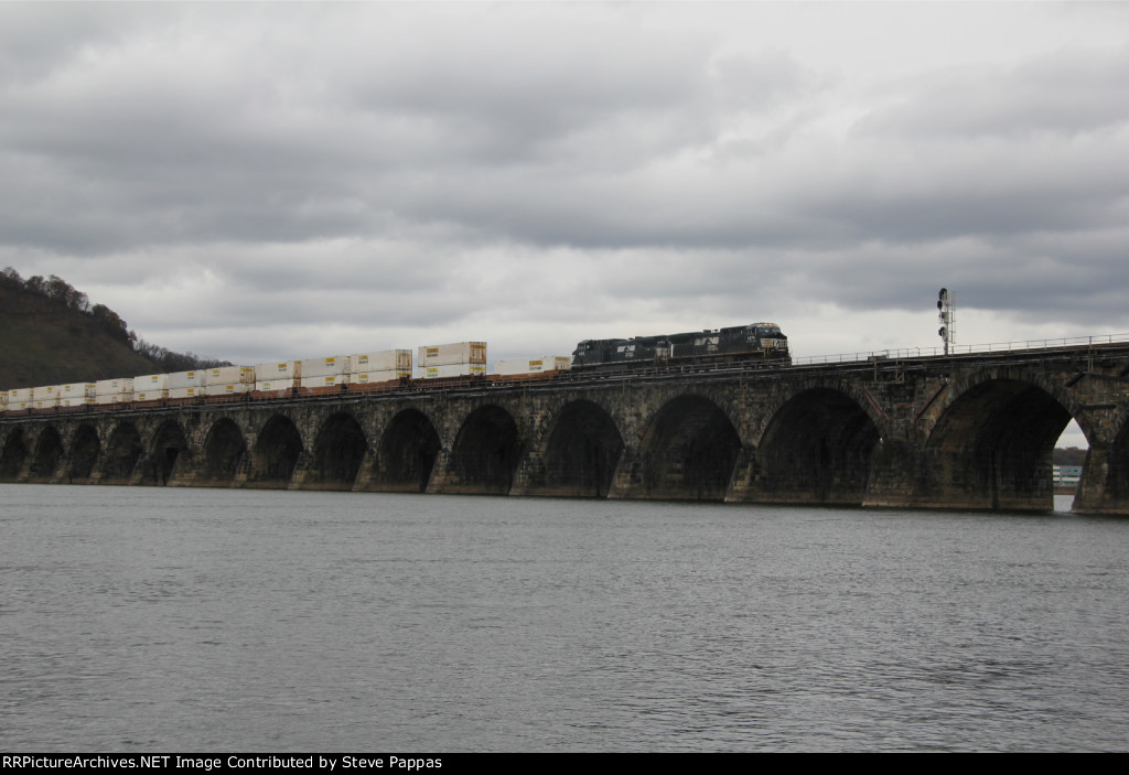 NS 4274 takes a westbound over Rockville bridge